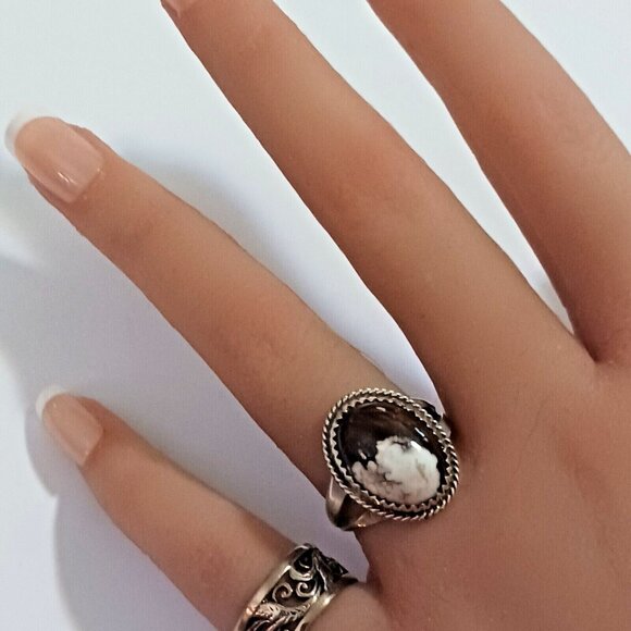 Navajo Wild Horse Signed Sterling Ring Unisex sz 7 (1531) - Picture 3 of 7